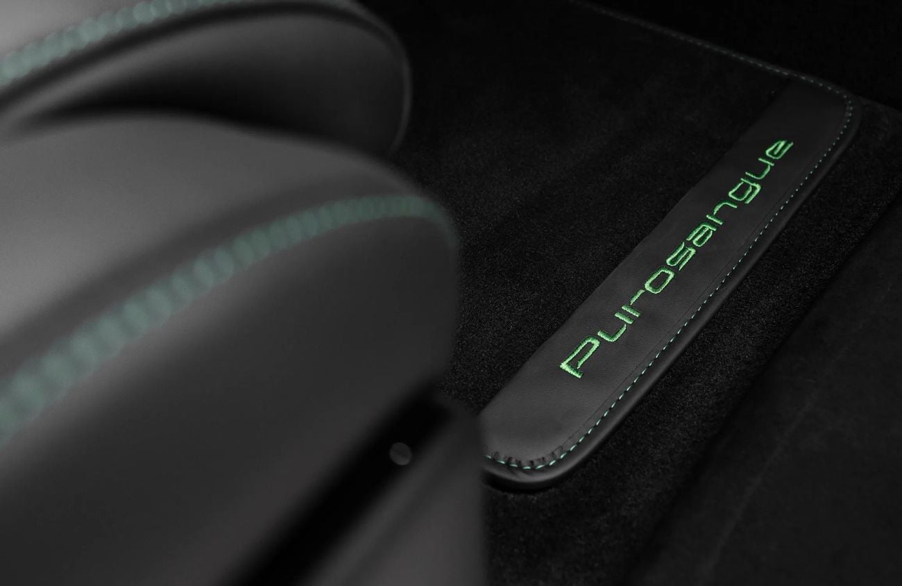 فيراري بوروسانجوي 6.5L V12 Naturally Aspirated Engine