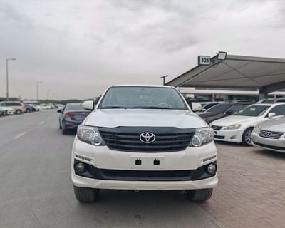 Toyota Fortuner 60TH