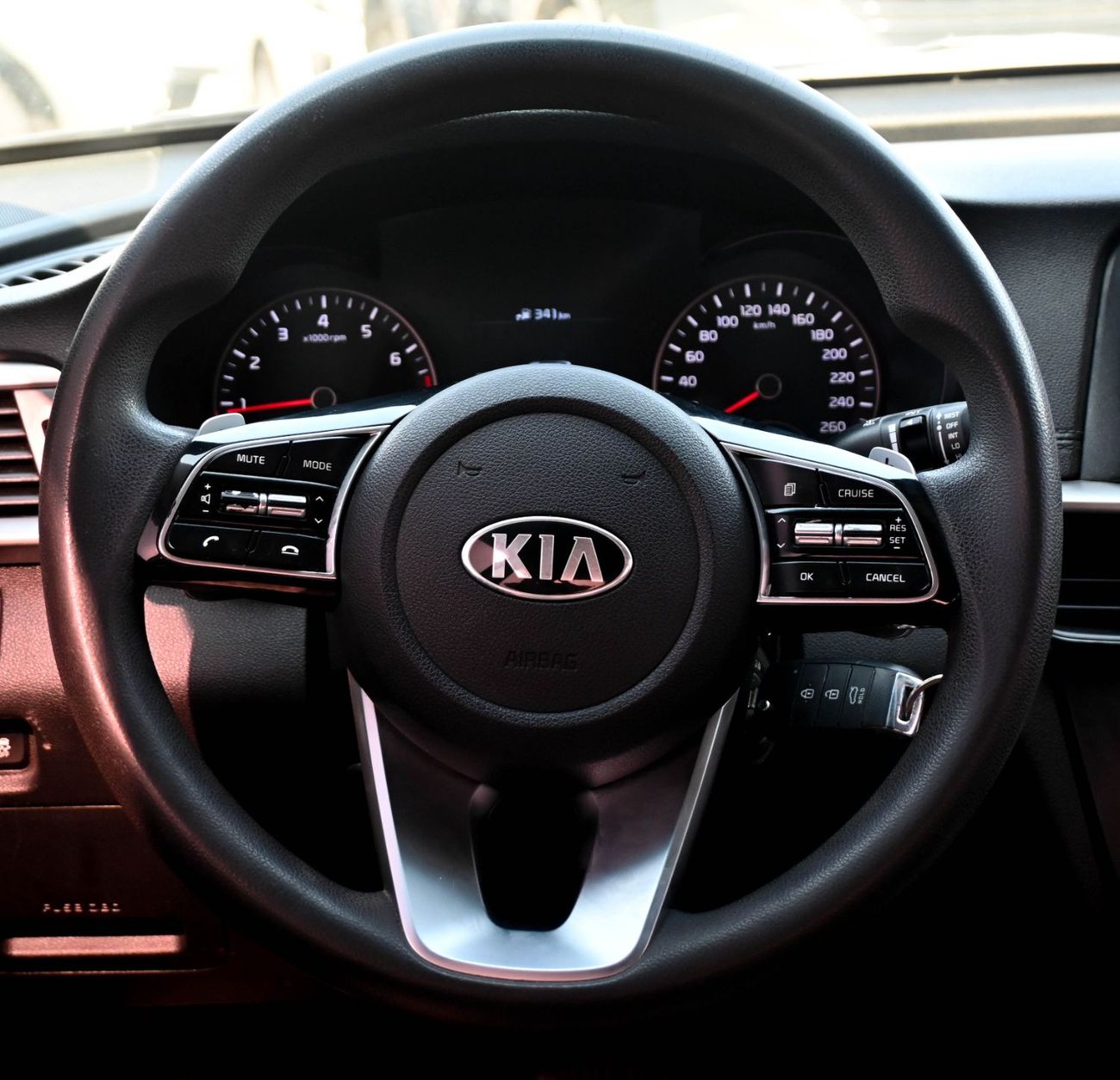 كيا أوبتيما LX 2.0L (157 HP)