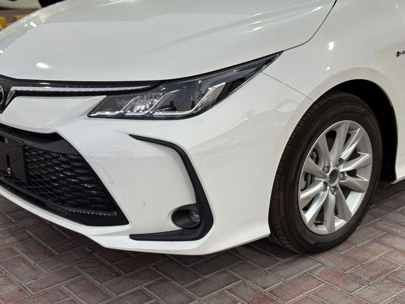 تويوتا كورولا GLI HEV 1.8L