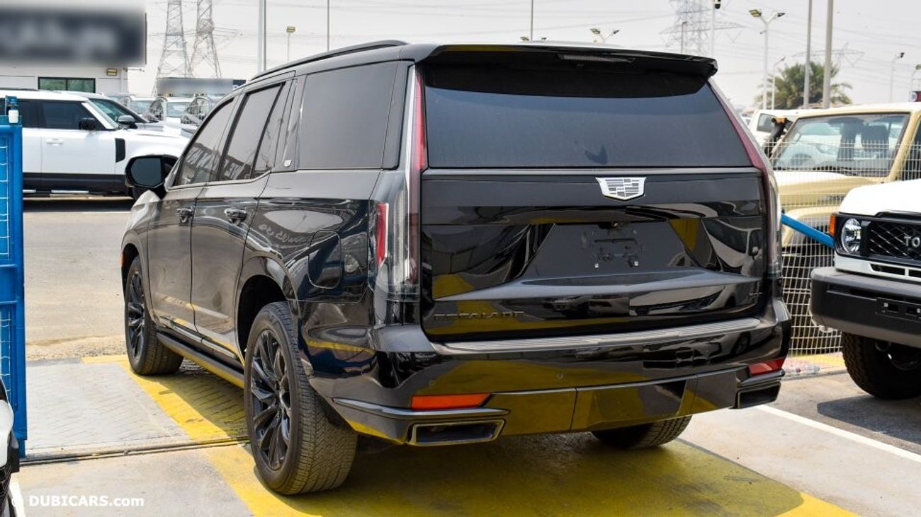 كاديلاك إسكالاد 6.2L Sport Platinum 600 Onyx Edition LOW MILES