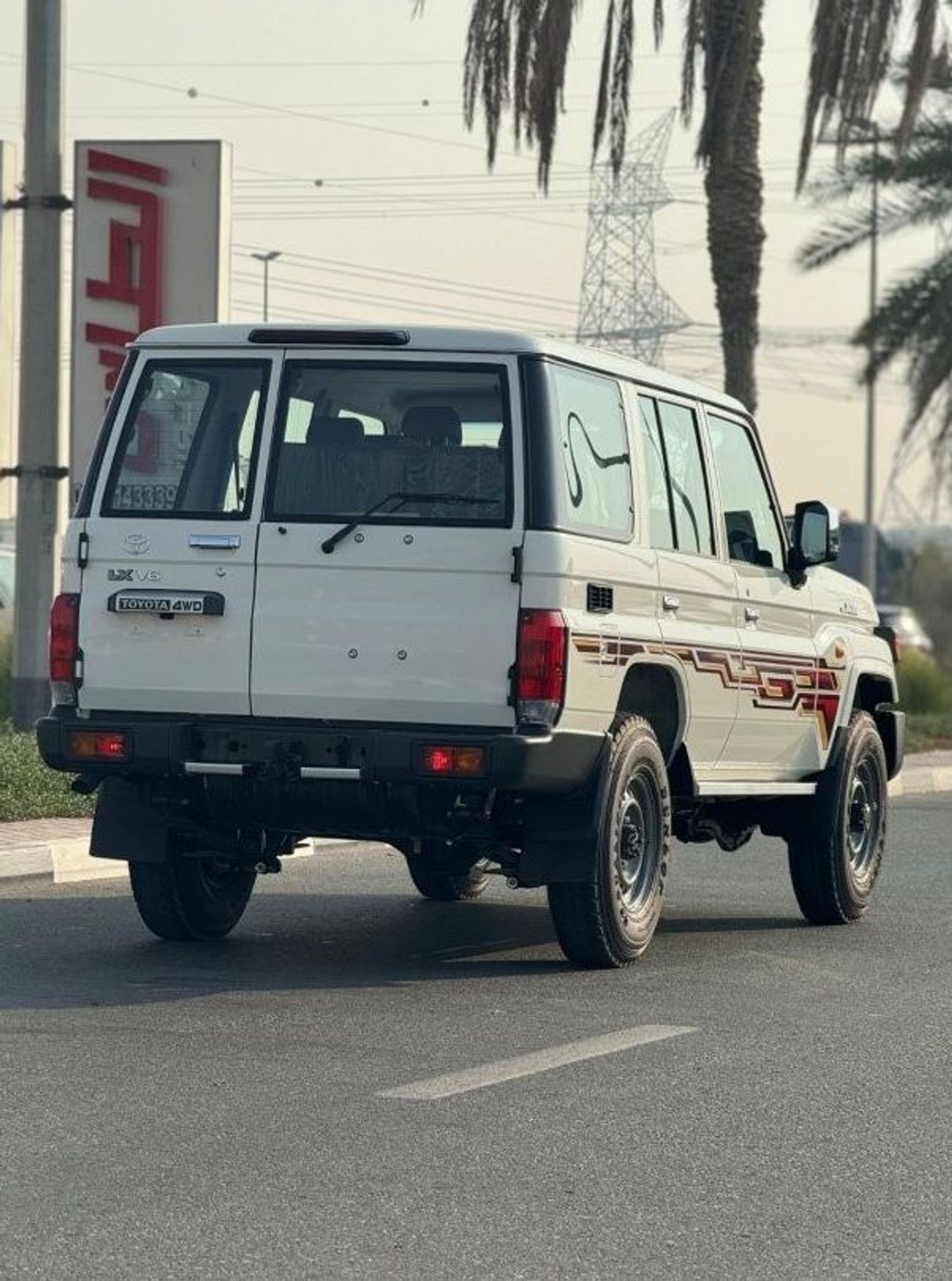 Toyota Land Cruiser 70 TOYOTA LANDCRUISER 76 4.0L V6 PETROL GRADE E MANUAL