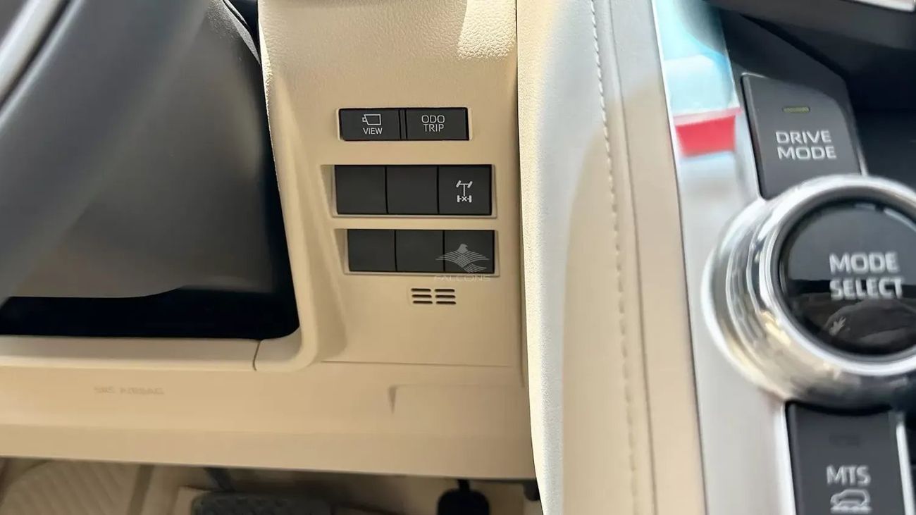 تويوتا لاند كروزر Toyota/LC300 3.5L VX Full option - Twin Turbo