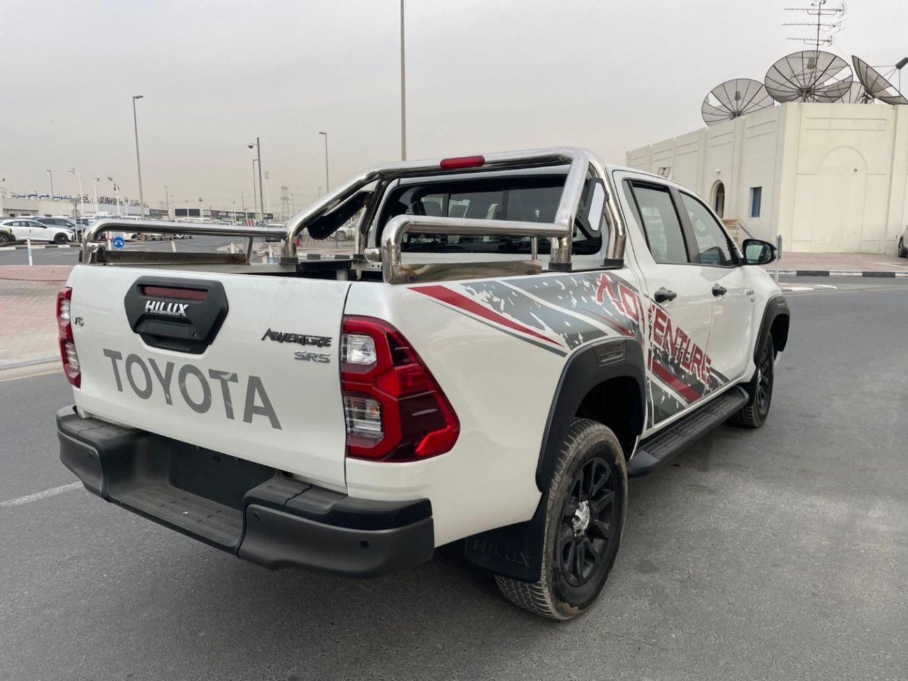 Toyota Hilux ADV 4.0L 2022 TOYOTA HILUX ADVENTURE 4.0 | FULL OPTION | GCC