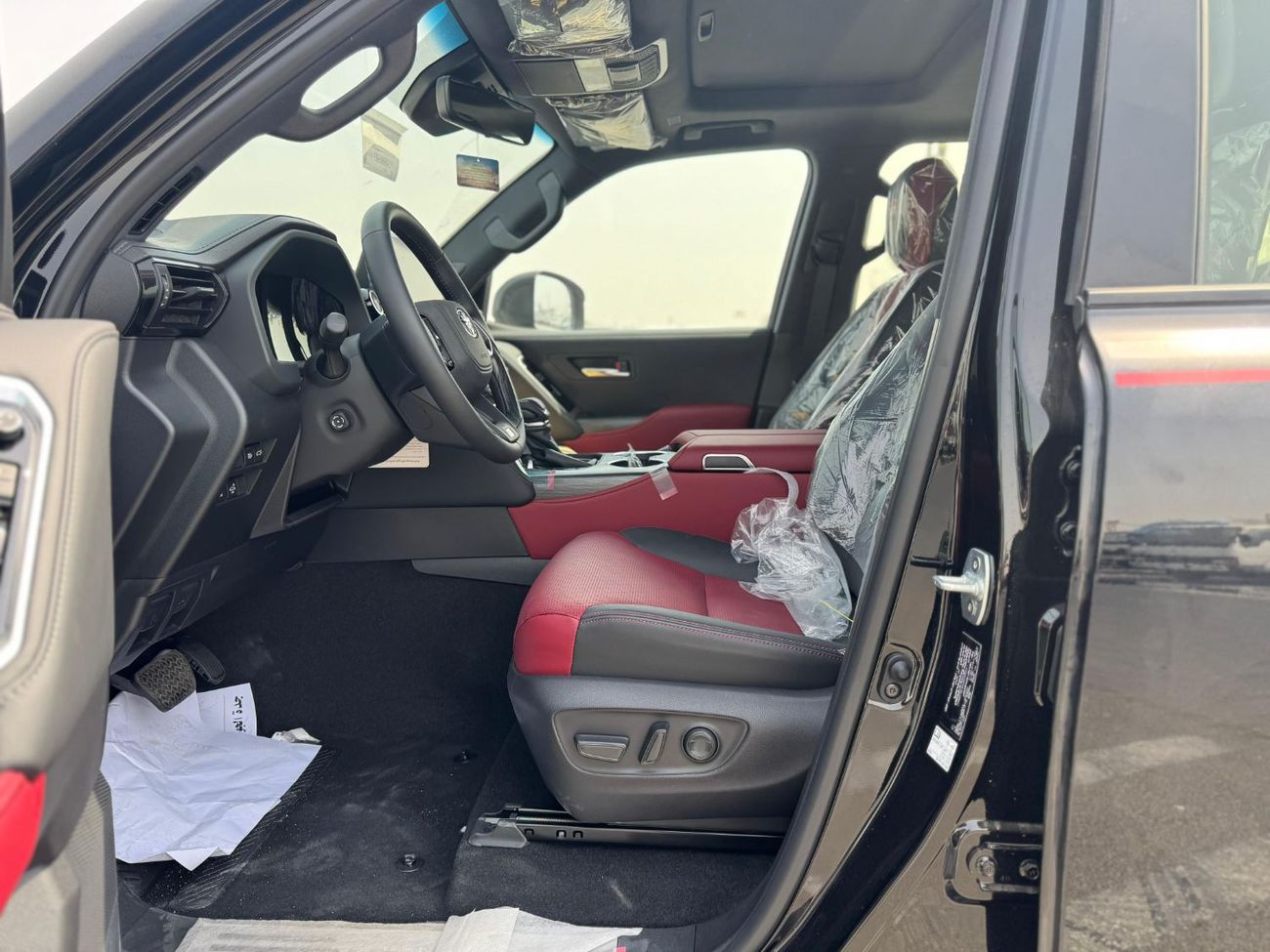 تويوتا لاند كروزر 3.5T GR-Sport Hybrid