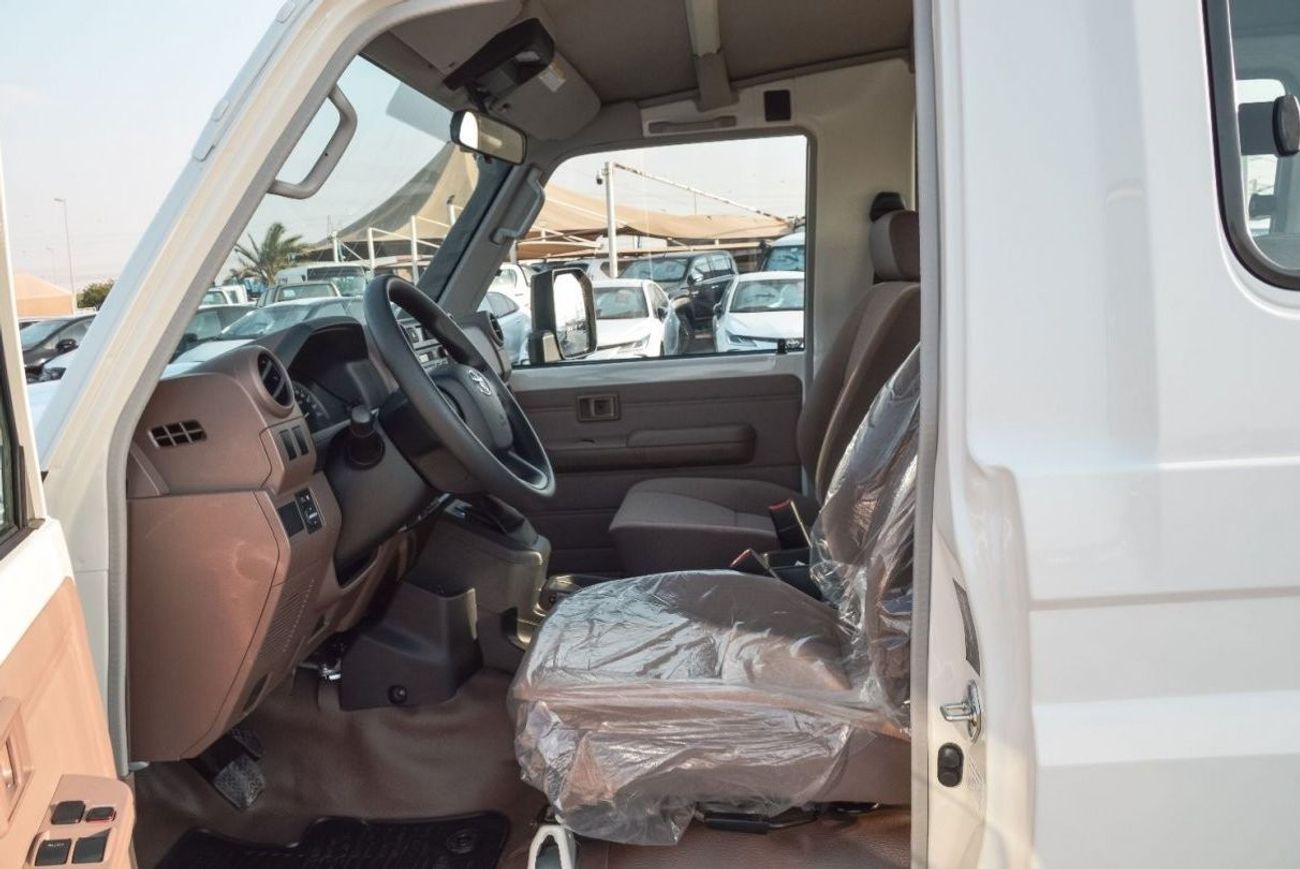 Toyota Land Cruiser 70 TOYOTA LAND CRUISER 78 SERIES 4.0L 4WD SUV 2024 | POWER STEERING | POWER WINDOWS | STEEL WHEELS | AM