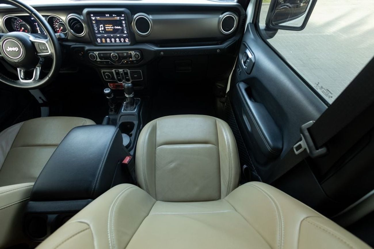 Jeep Wrangler Unlimited Rubicon 3.6L A/T