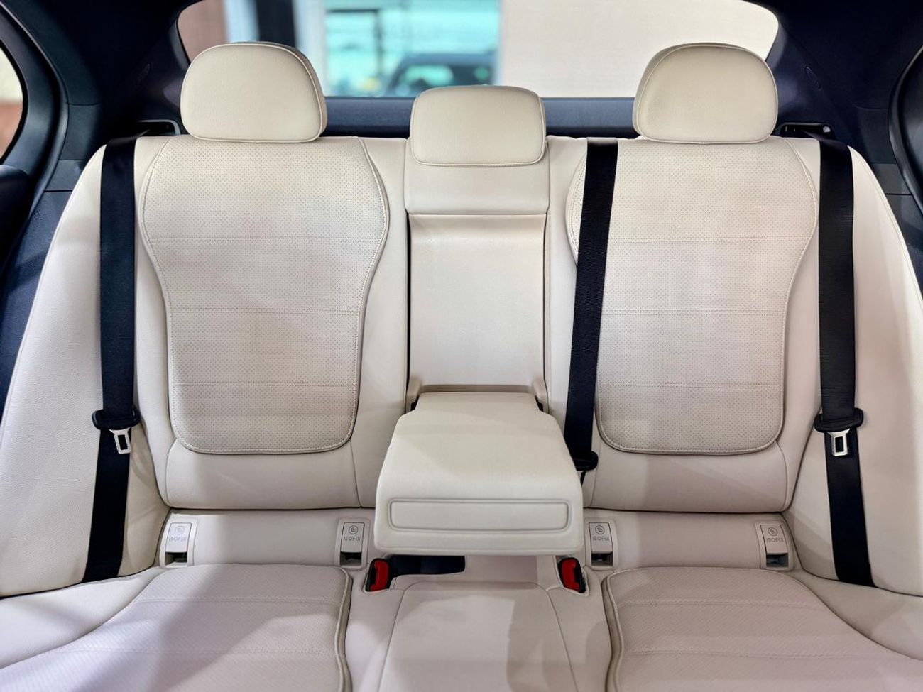 مرسيدس بنز C 300 Mercedes C300 AMG / 2023 / USA