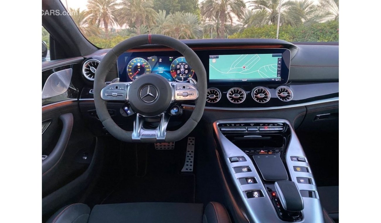 مرسيدس بنز AMG GT