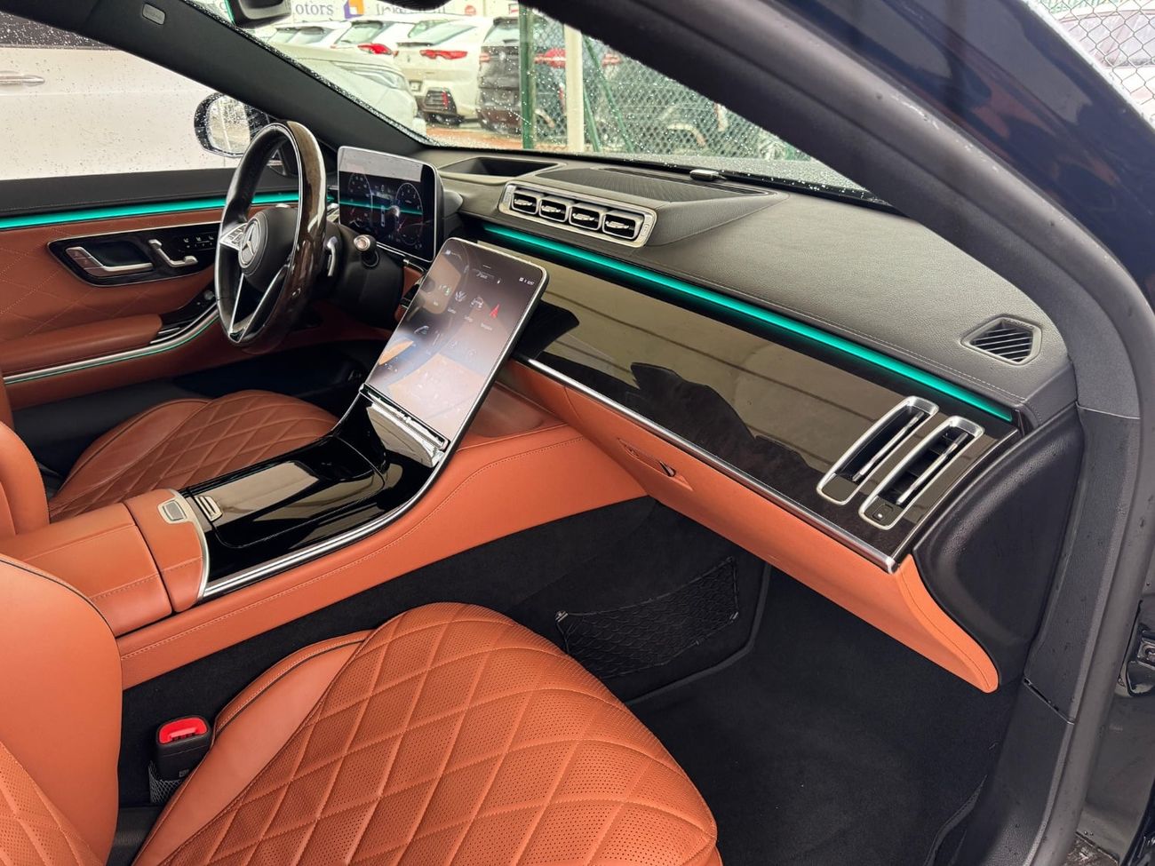 مرسيدس بنز S 500 4MATIC L