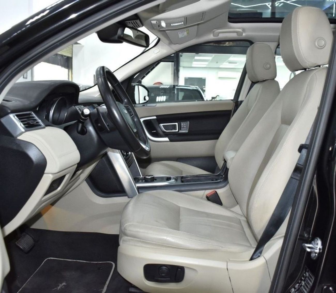 Land Rover Discovery Sport EXCELLENT DEAL for our Land Rover Discovery Sport HSE ( 2018 Model ) in Black Color GCC Specs