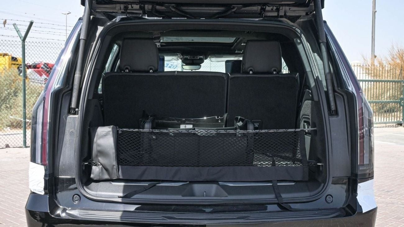 Cadillac Escalade Sport Platinum 6.2L AWD Cadillac Escalade Sport Platinum 2025 MY EXPORT ONLY