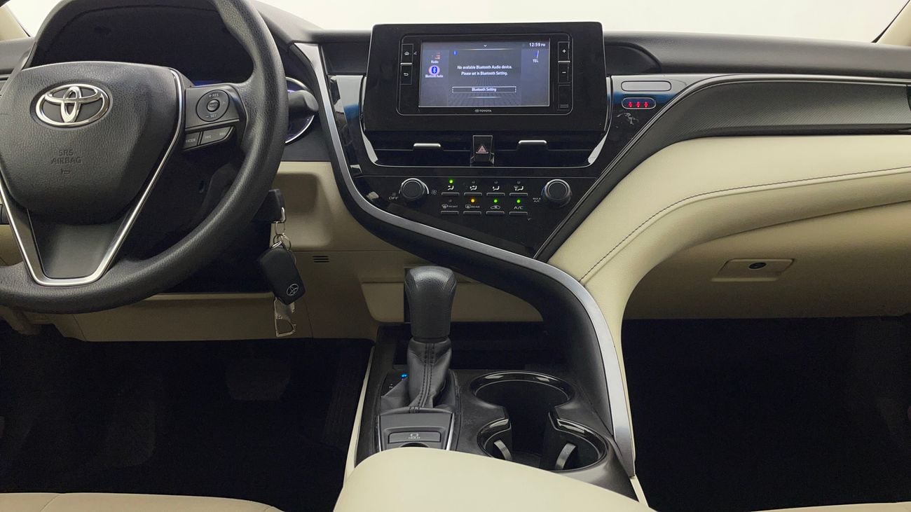 تويوتا كامري S 2.5 | بدون دفعة مقدمة | اختبار القيادة في المنزل