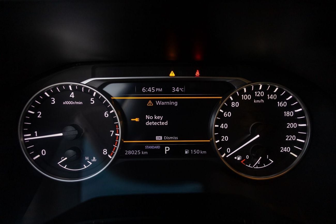 Nissan Pathfinder Nissan Pathfinder SV 2024 GCC | Agency Warranty | Service Contract