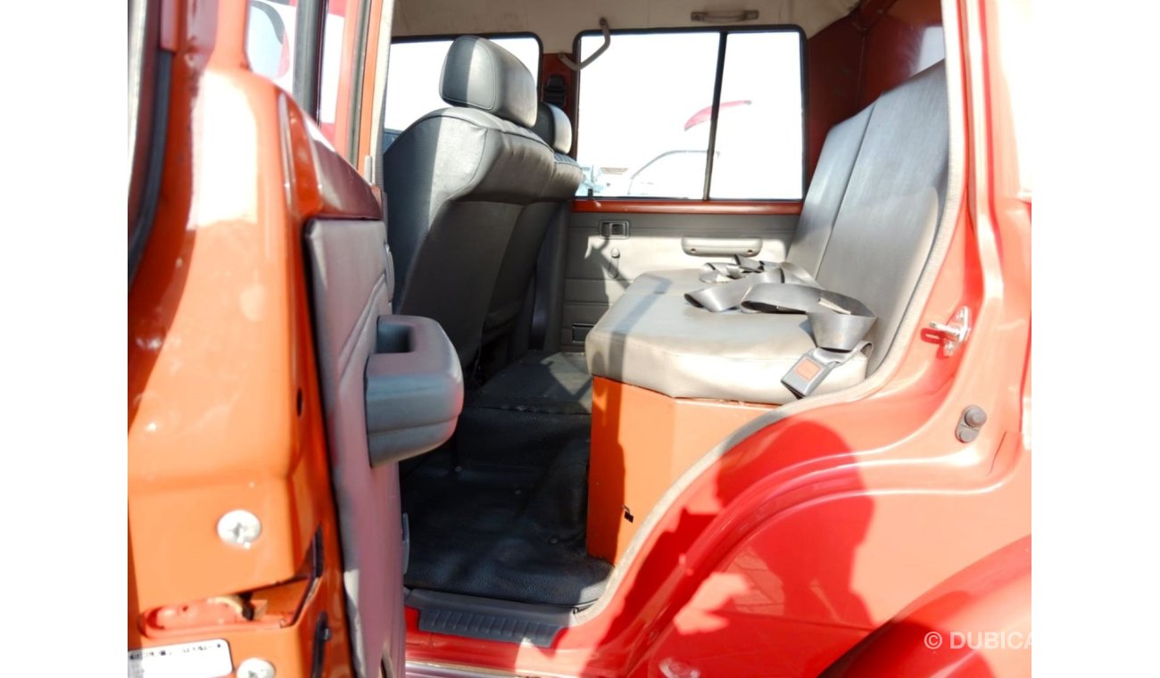 Toyota Land Cruiser Pick Up TOYOTA LAND CRUISER FIRE TRUCK RIGHT HAND DRIVE (PM1427)