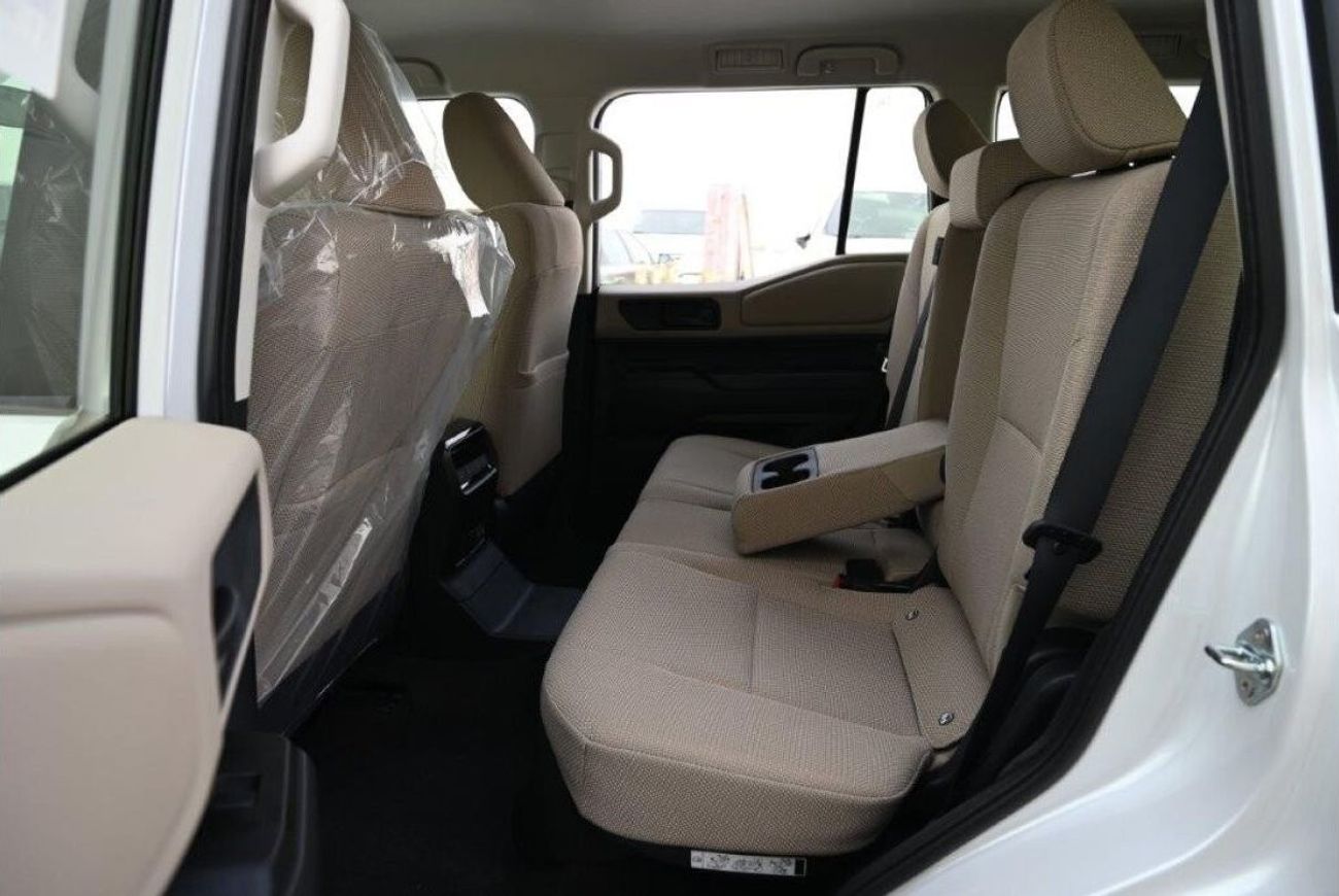 تويوتا برادو TXL1 2.4L Turbo 7-Seat Automatic