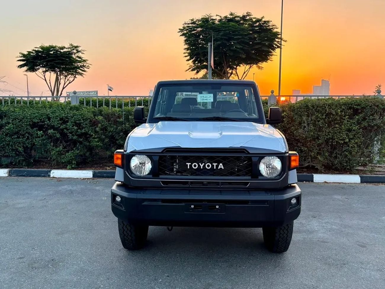 Toyota Land Cruiser 70 HT VXR LC 71 LX 4.0L GCC Specs SAUDI