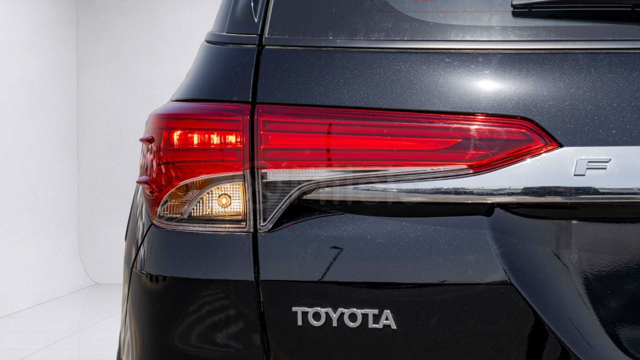 Toyota Fortuner 2.7P AT 4X4