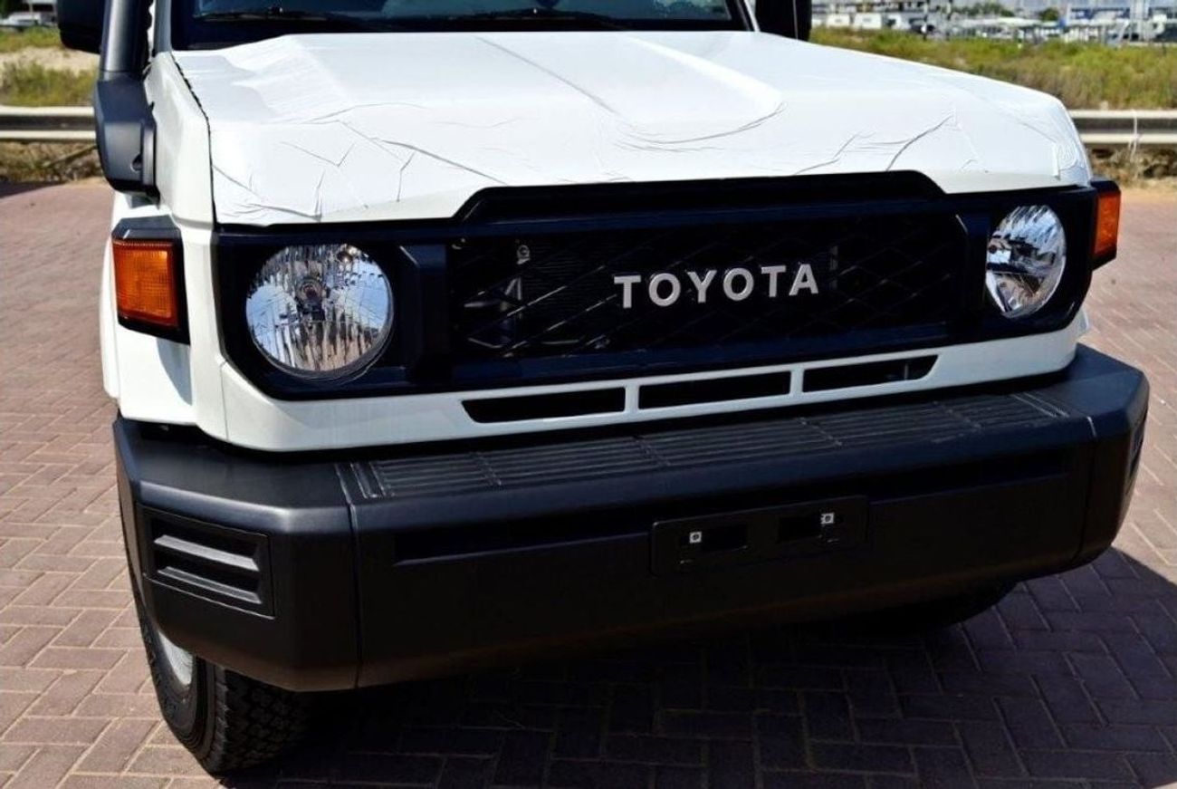 Toyota Land Cruiser 70 2024 MODEL TOYOTA LAND CRUISER 76 HARDTOP V6 4.2L DIESEL 4WD 9-SEATER MT