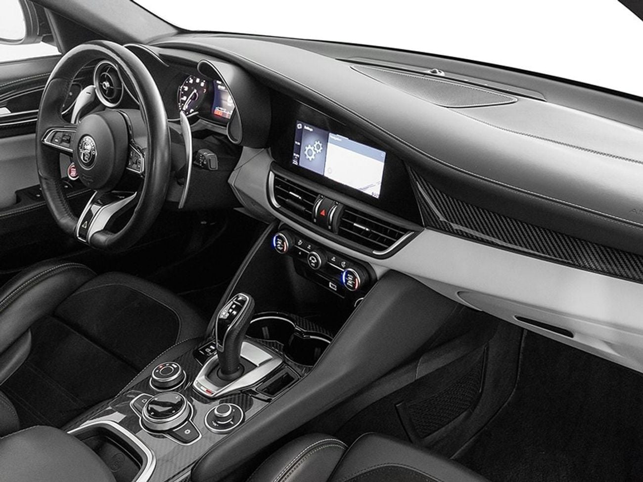 ألفا روميو جوليا Quadrifoglio 2.9L (505 HP)