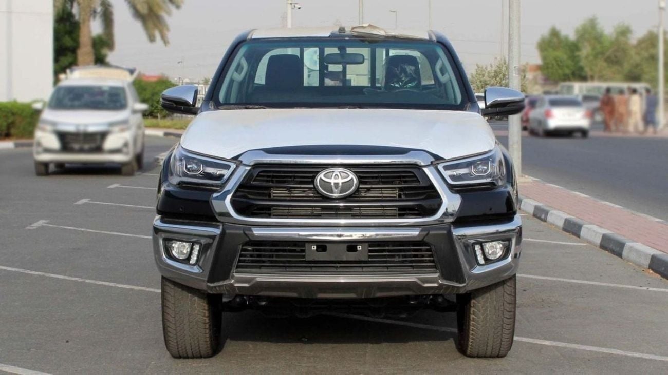 Toyota Hilux SGLX TOYOTA 2.4L D DC 4WD AT Full option