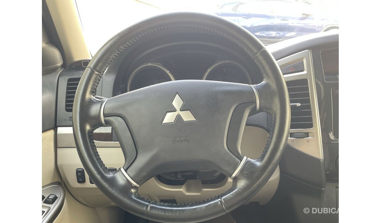 Mitsubishi Pajero 3.0 GLS