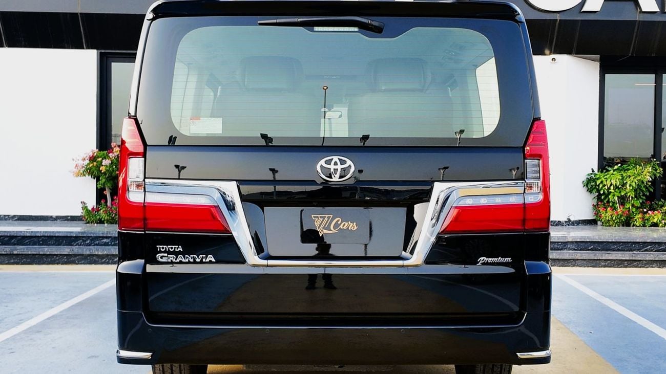 Toyota Granvia TOYOTA GRANVIA 2.8L Premium 2.8L diesel  Automatic Transmission 2025