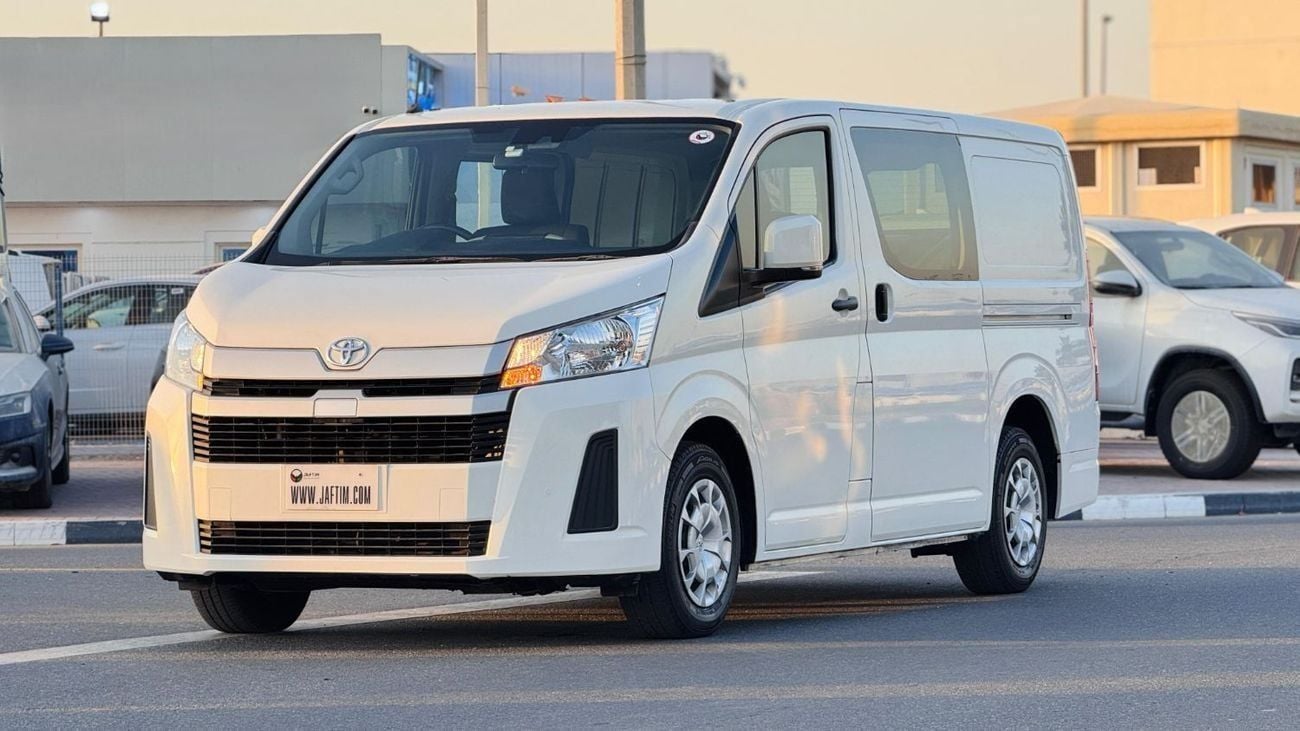 Toyota Hiace GOOD CONDITION | 2.8L DIESEL ENGINE | 2021 | RHD | AUTOMATIC TRANSMISSION | REAR VIEW CAMERA | PARKI