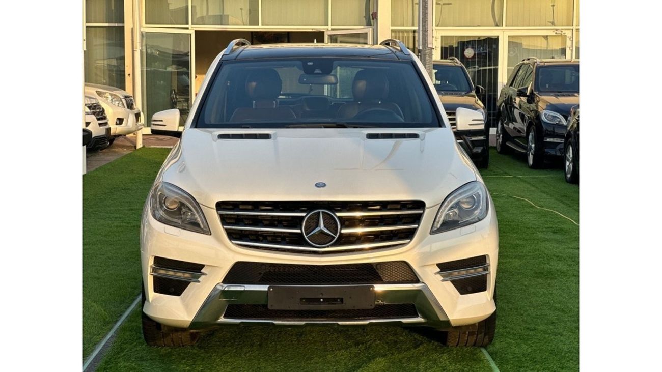 Mercedes-Benz ML 350 AMG MODEL 2013 GCC CAR PERFECT CONDITION INSIDE AND OUTSIDE FULL OPTION PANORAMIC ROOF