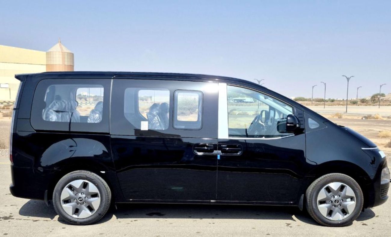 هيونداي ستاريا