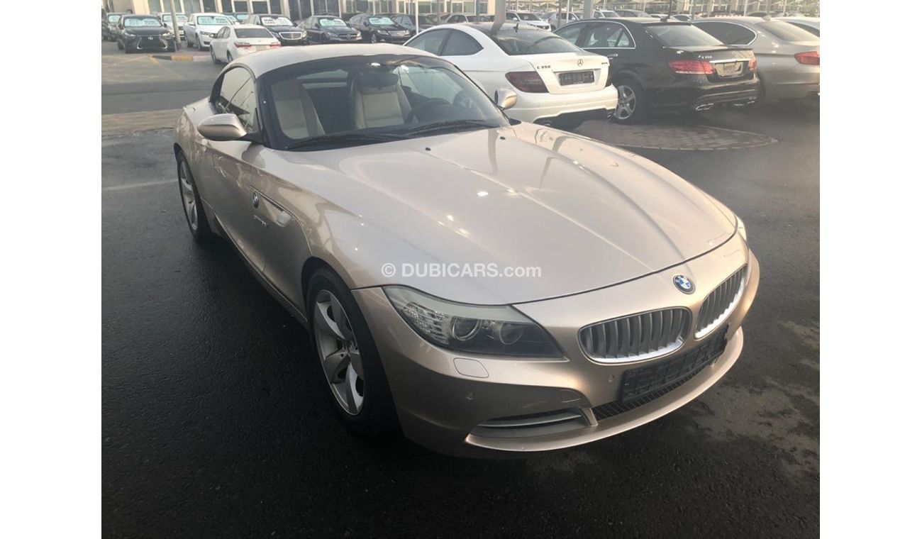 BMW Z4 Bmw Z4  model 2010 GCC CAR PREFECT CONDITION FULL SERVICE FULL OPTION LOW MILEAGE