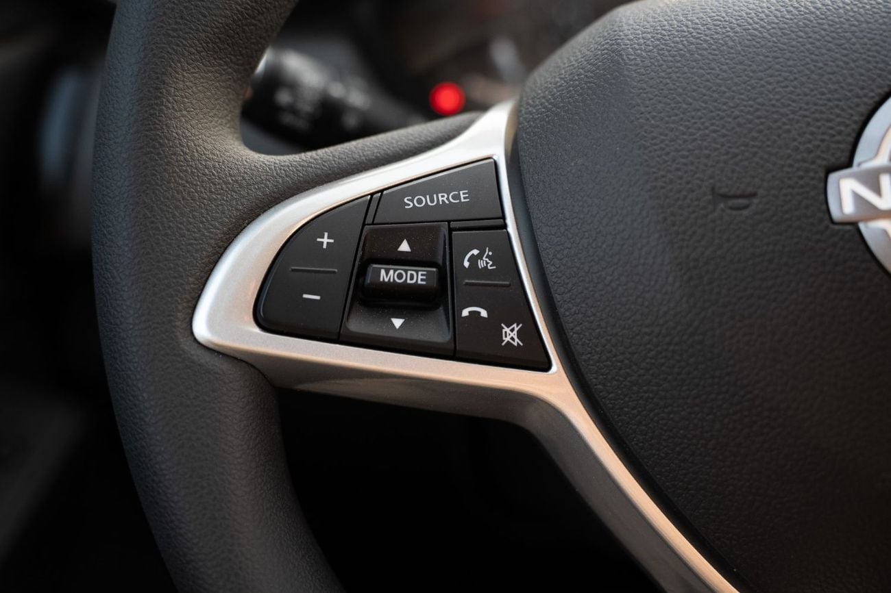 نيسان ماغنيت SL