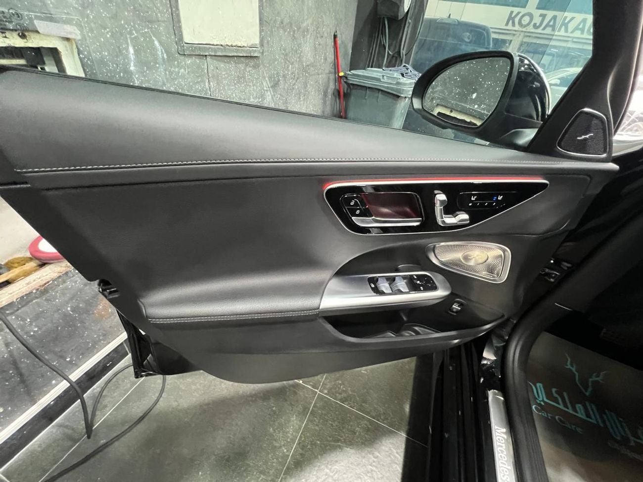 Mercedes-Benz 300 C300 2024 FULL OPTION ECXELLENT CONDITION