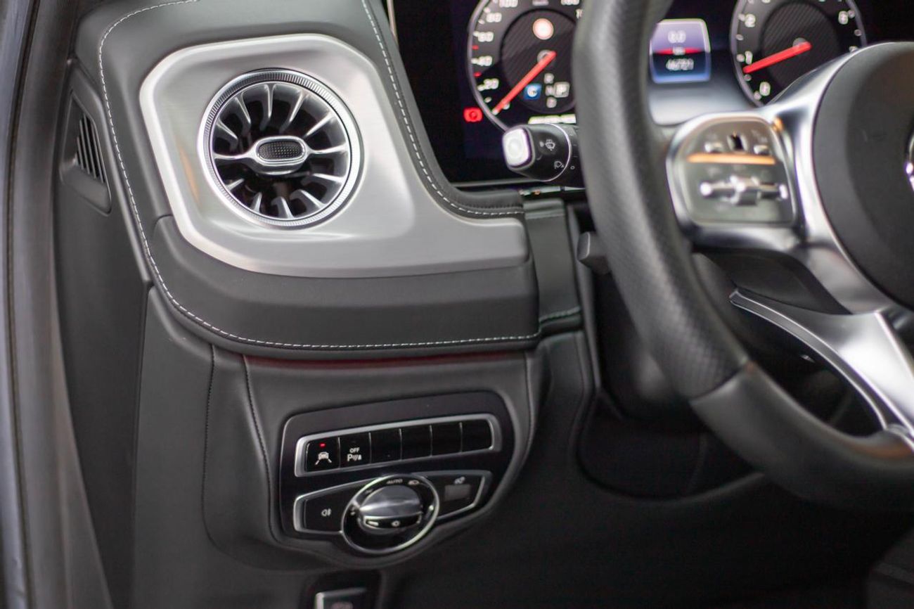 Mercedes-Benz G 63 AMG Std 4.0L