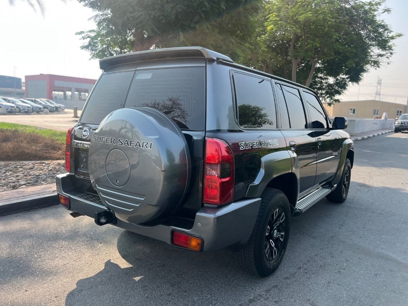 Nissan Patrol Super Safari