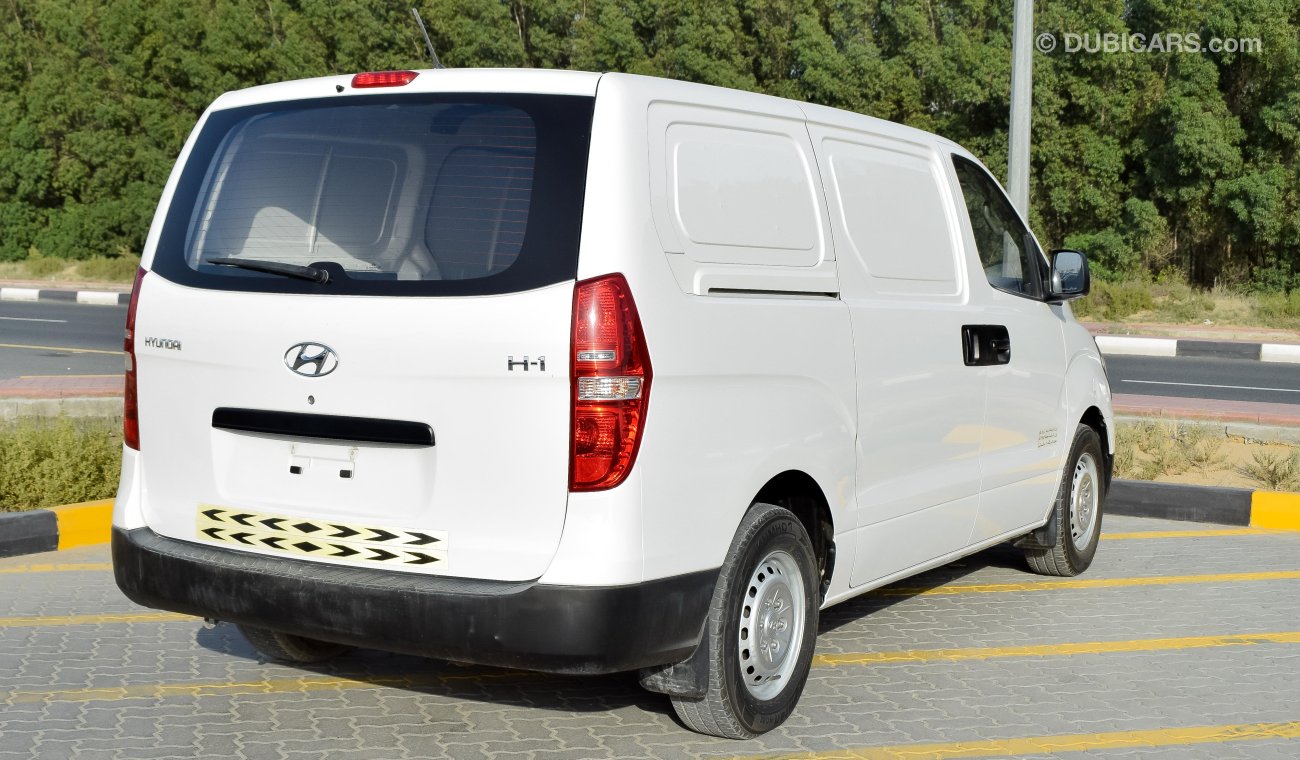 Hyundai H-1 2016 van Ref #146