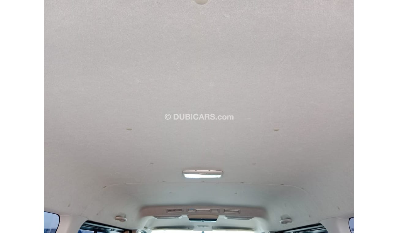 تويوتا هاياس TOYOTA HIACE VAN RIGHT HAND DRIVE(PM03728)