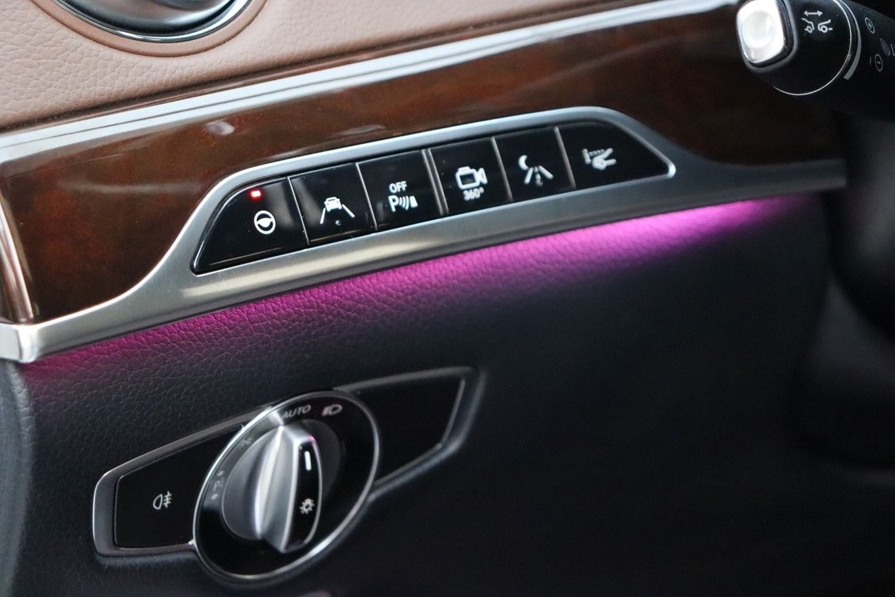 Mercedes-Benz S 500 High Mercedes-Benz S500 / 2015 / GCC / Free Accident / Only 99,000Km