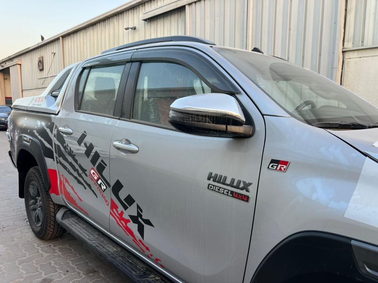 تويوتا هيلوكس TOYOTA HILUX 2.4L DIESEL GR-SPORTS 4X4 FULL OPTION MY 2026