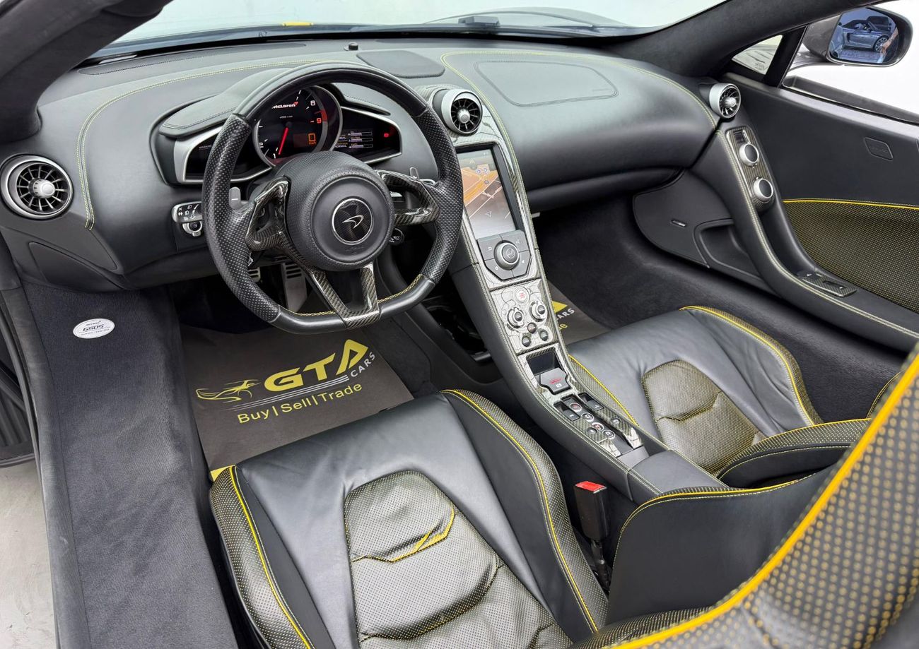 McLaren 650S 2015 McLaren 650S Spider, Full Service History, Excellent Condition, GCC