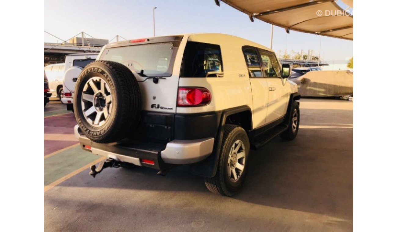 Toyota FJ Cruiser