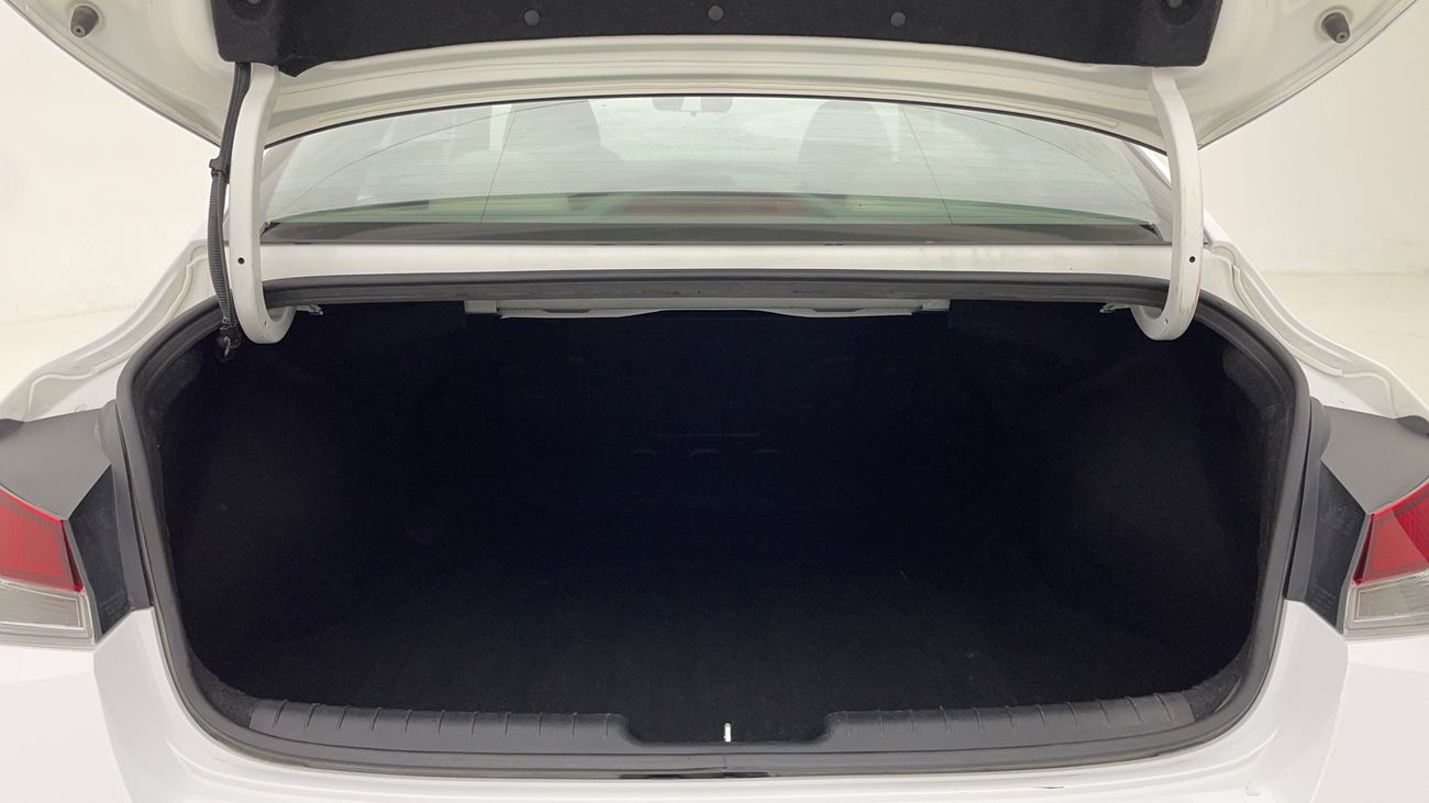 Hyundai Elantra SMART 1.6 | Zero Down Payment | Home Test Drive