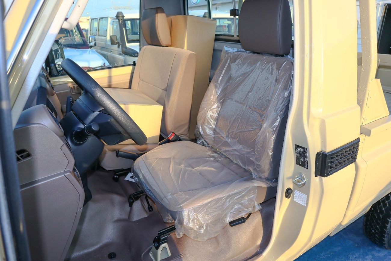 Toyota Land Cruiser Pick Up toyota land cruiser Single cab 4.0L 2024 manual