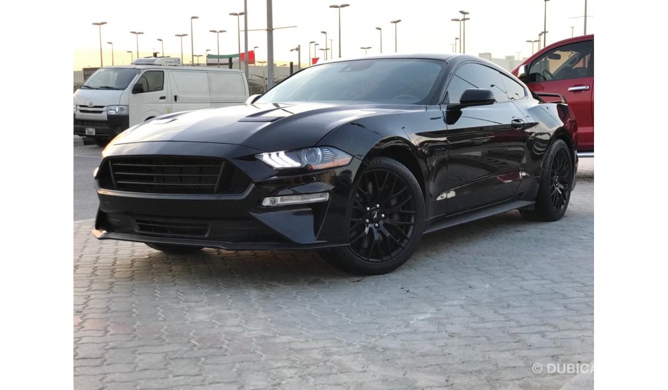 Ford Mustang Mustang GT V8 5.0 model 2020