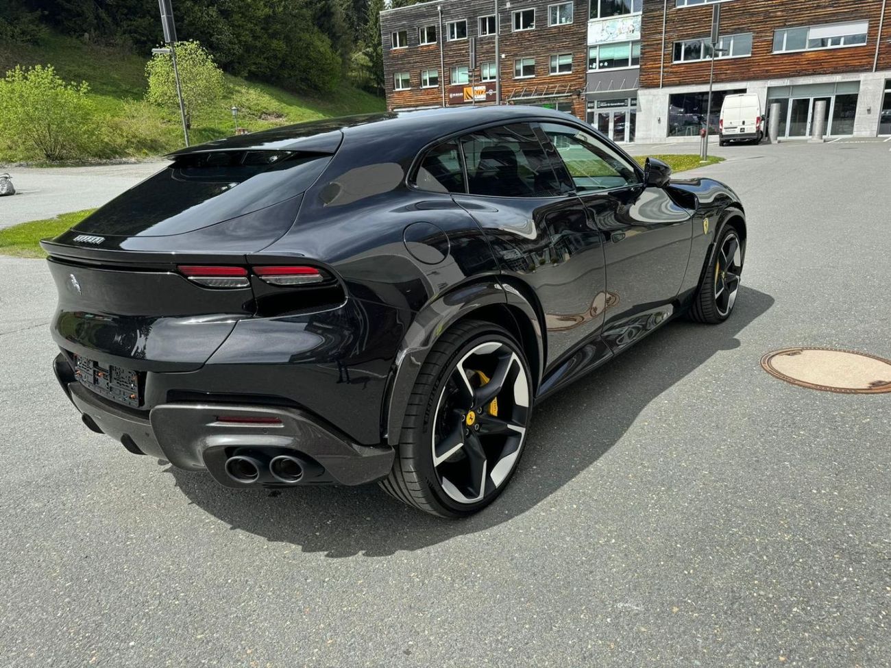 Ferrari Purosangue Purosangue