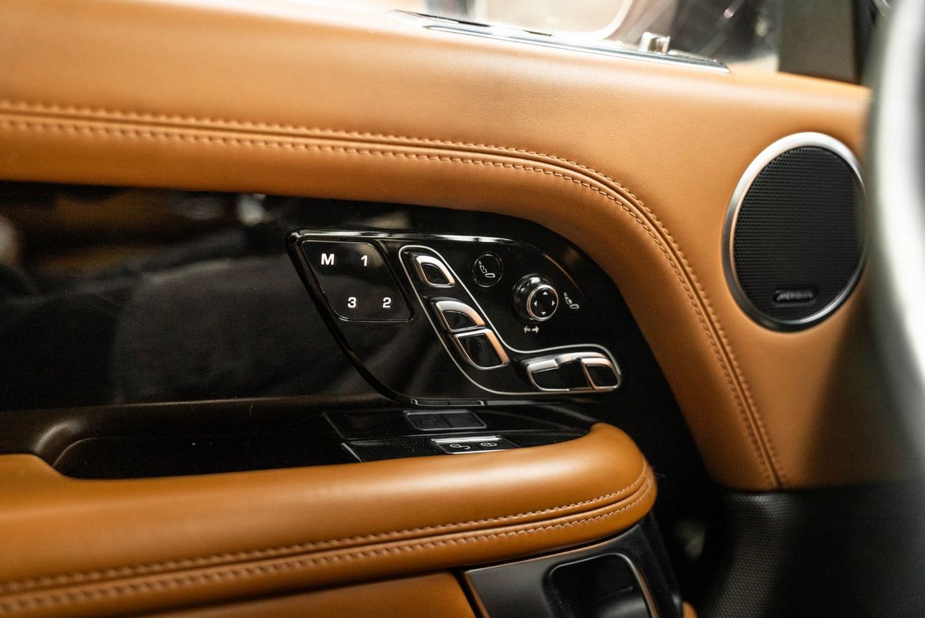 Land Rover Range Rover Autobiography 5.0L (510 HP) Vouge Autobiography 2018 GCC 5.0L V8 Perfect Condition