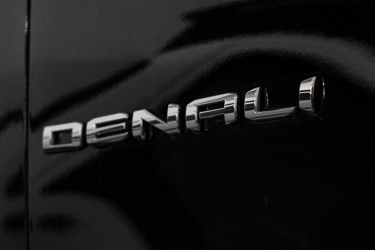 GMC Yukon Denali