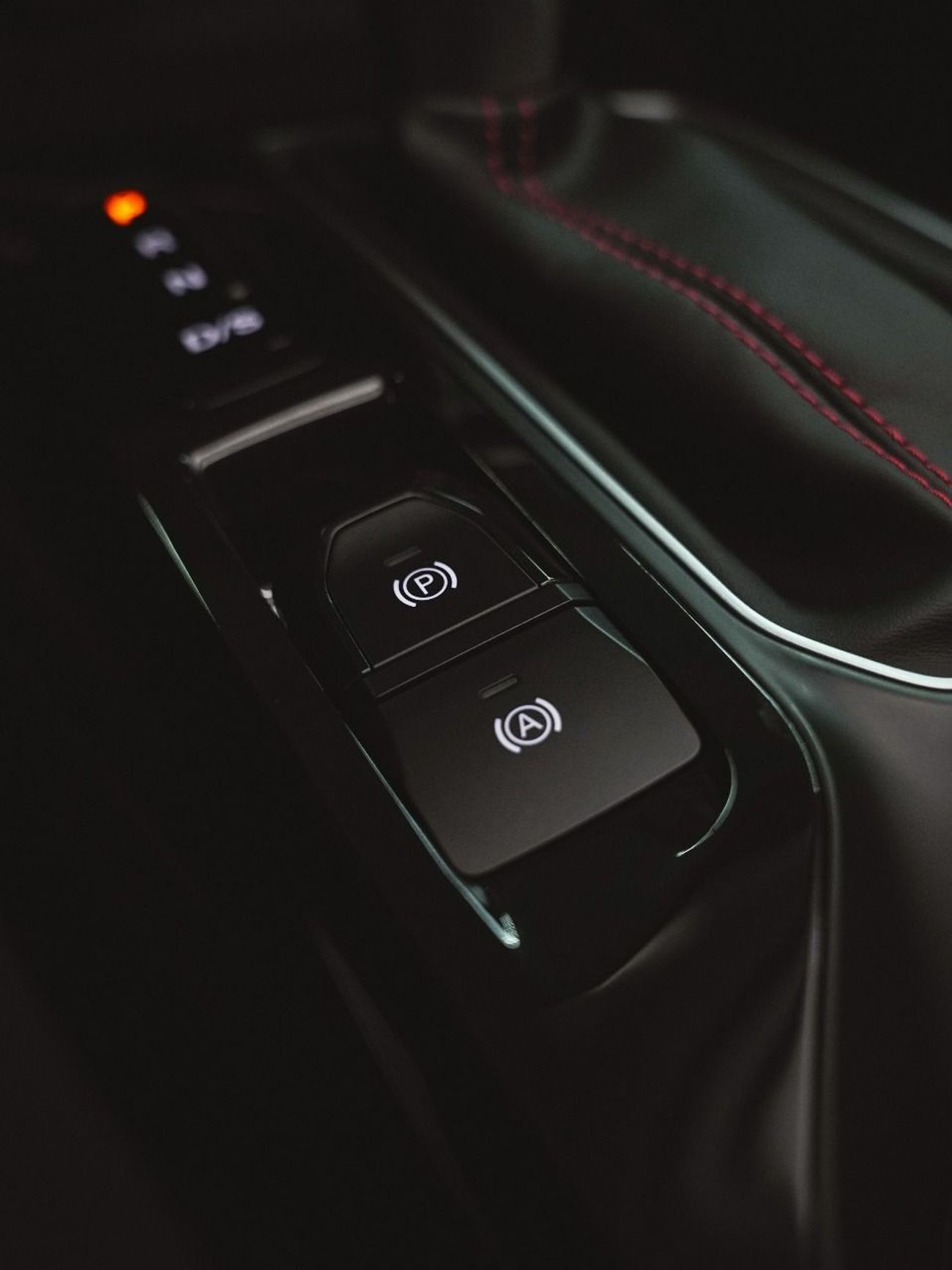 MG GT 0% DP EMI 1,100 MG GT  ST-6 Years / 200,000KM @ Official dealer