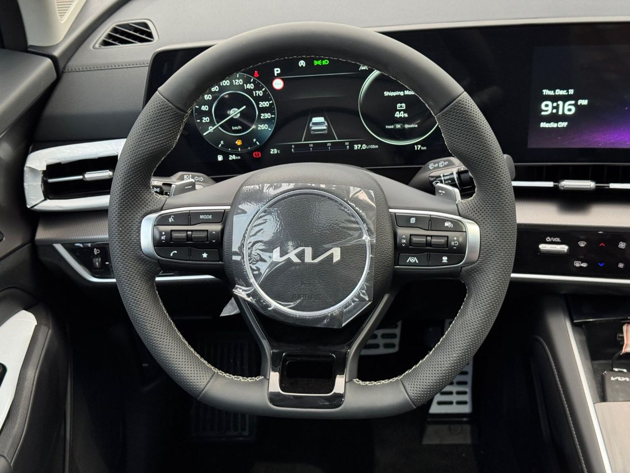 كيا سبورتيج 2.0L Petrol Turbo 4WD 2025 Export Price @ 90,000 AED