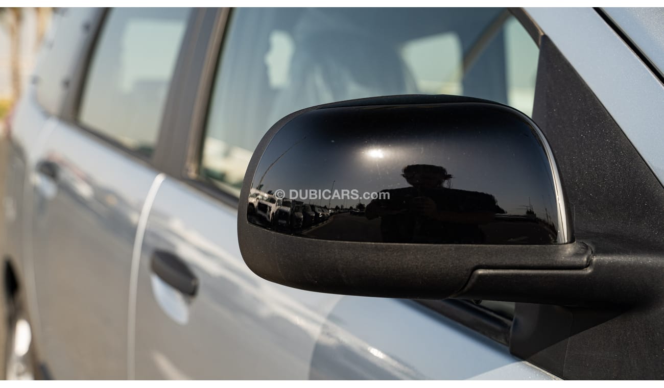 Renault Lodgy 2022 model Minivan 2WD Intense 1.5L Turbo Diesel 5-Speed MT 7-Seater (Full option)